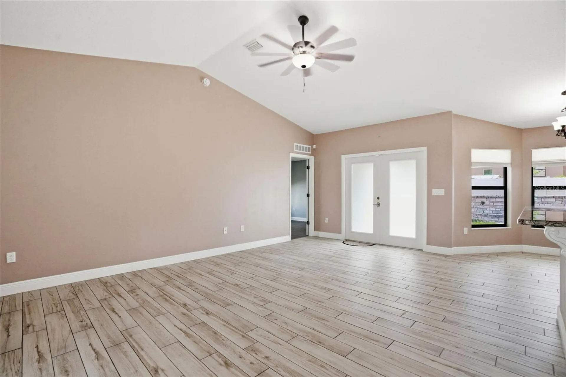 4128 Everett Avenue Spring Hill FL 34609