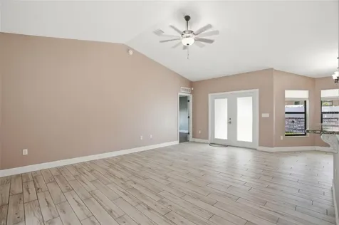 4128 Everett Avenue Spring Hill FL 34609