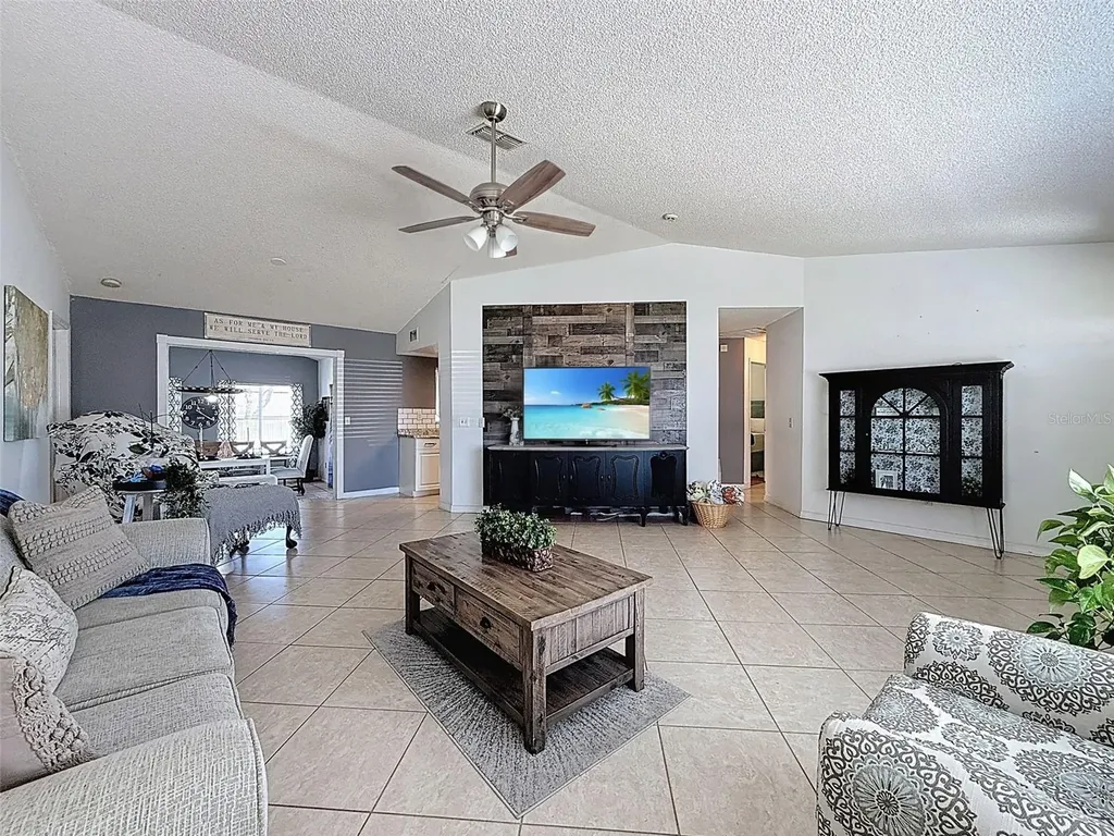 Spring Hill FL 34608
