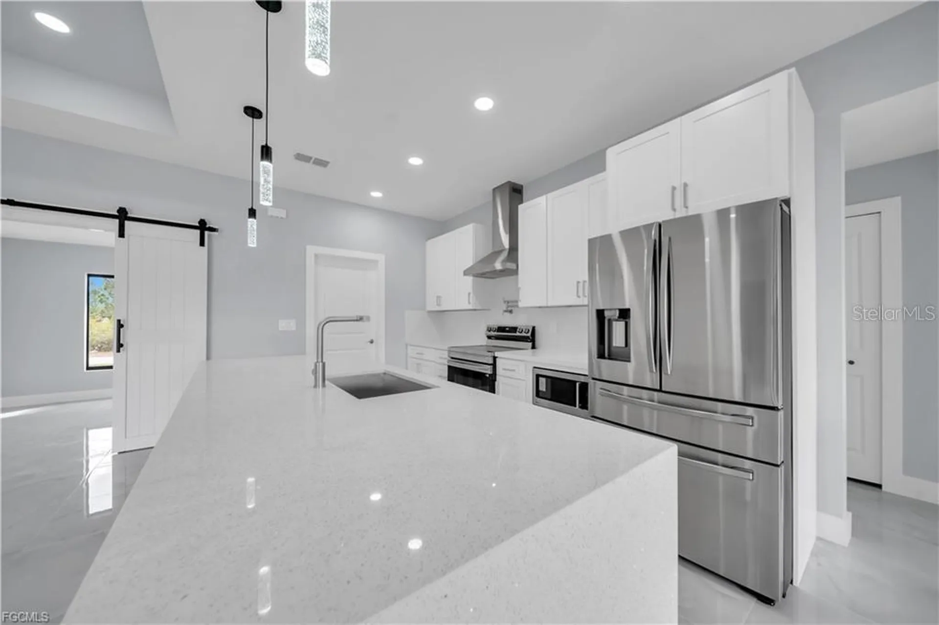 2806 Vera Avenue S Lehigh Acres FL 33976