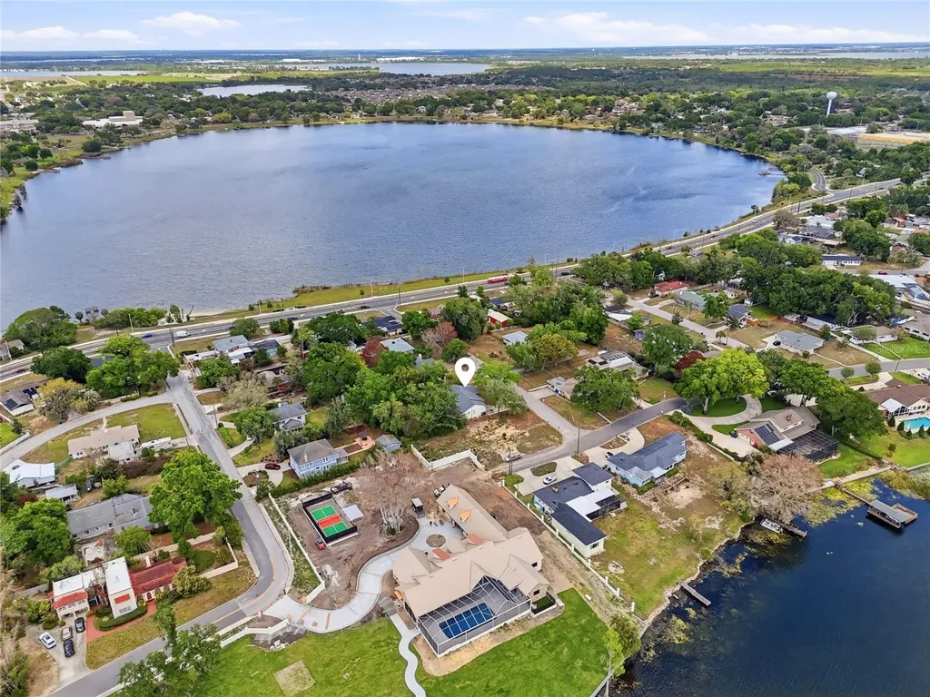 104 11th Street SE Winter Haven FL 33880