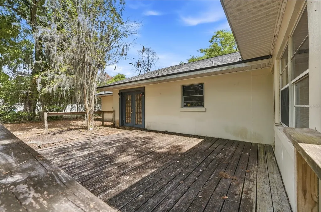 104 11th Street SE Winter Haven FL 33880