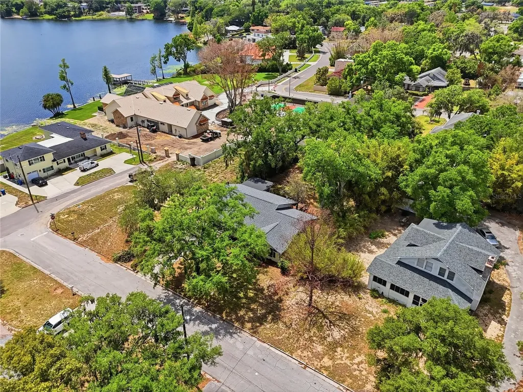 104 11th Street SE Winter Haven FL 33880