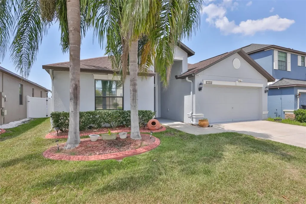 10806 Whitecap Drive Riverview FL 33579