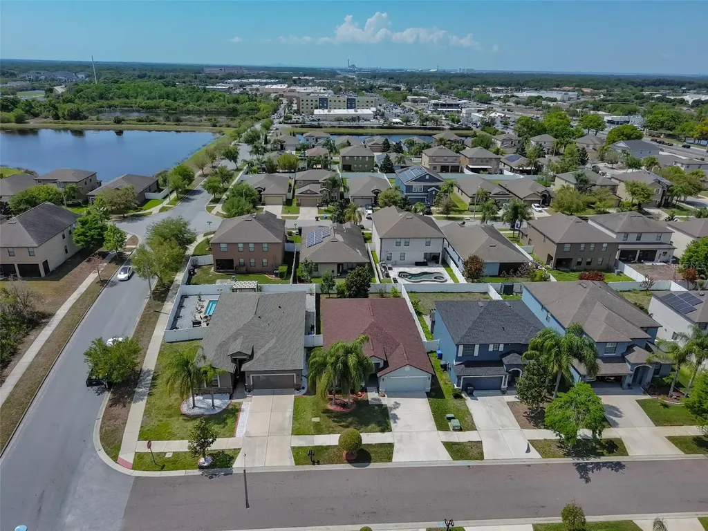 10806 Whitecap Drive Riverview FL 33579