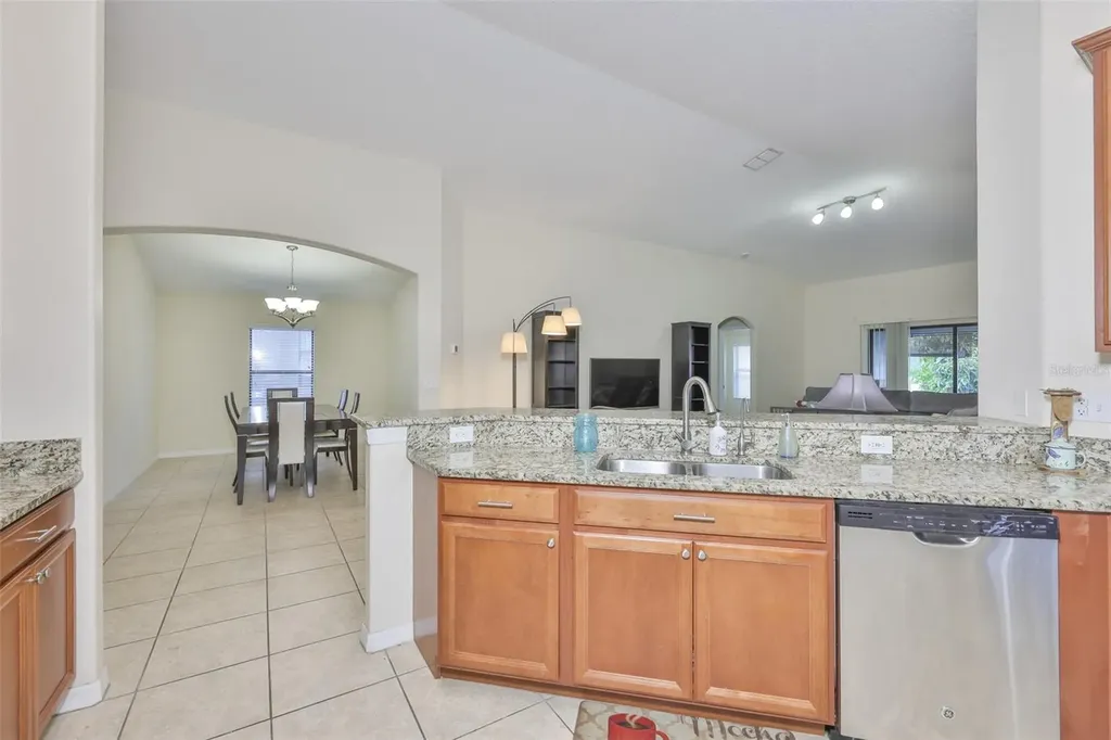10806 Whitecap Drive Riverview FL 33579