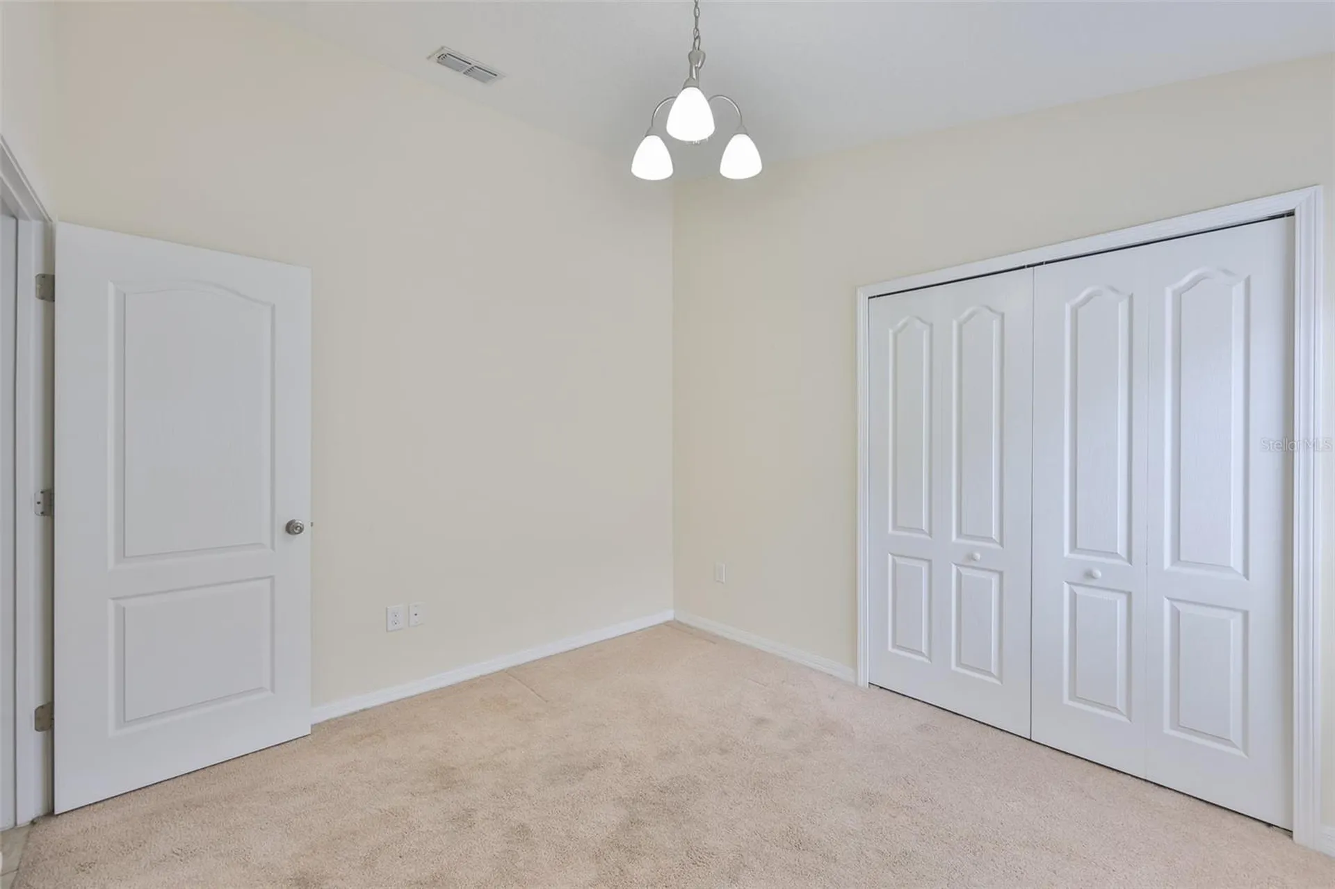10806 Whitecap Drive Riverview FL 33579