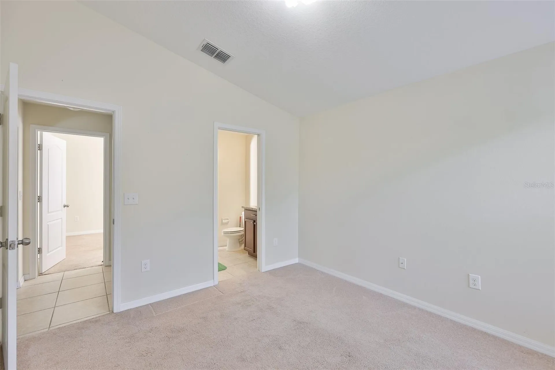 10806 Whitecap Drive Riverview FL 33579