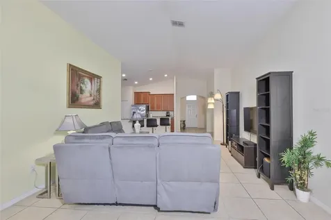 10806 Whitecap Drive Riverview FL 33579