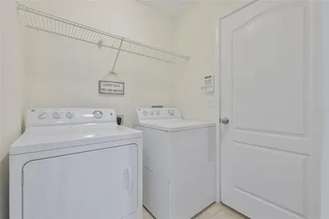 10806 Whitecap Drive Riverview FL 33579