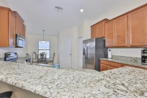 10806 Whitecap Drive Riverview FL 33579