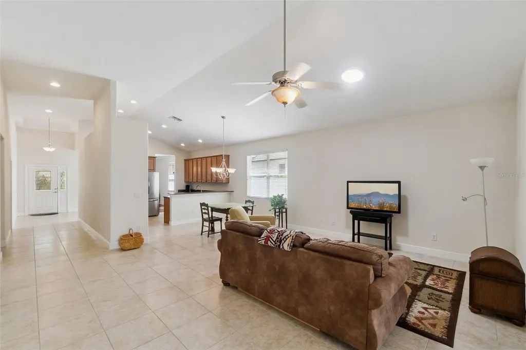 5271 Rishley Run Way Mount Dora FL 32757