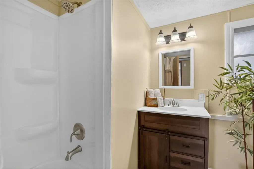 13804 Hillcrest Drive Riverview FL 33569