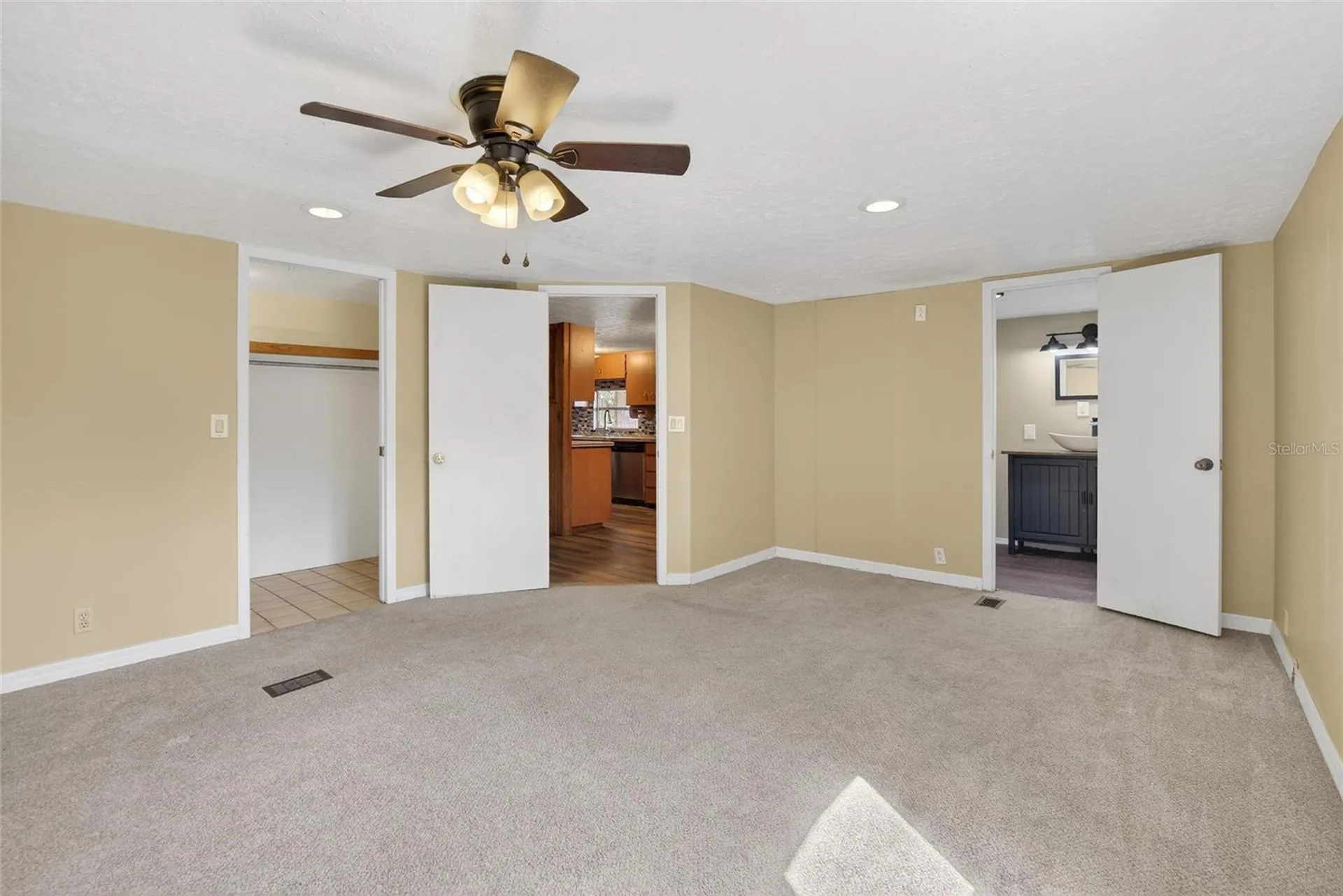 13804 Hillcrest Drive Riverview FL 33569