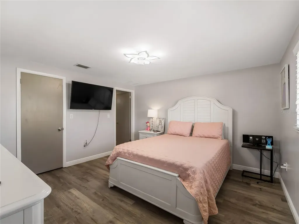 1321 Fir Avenue Venice FL 34285