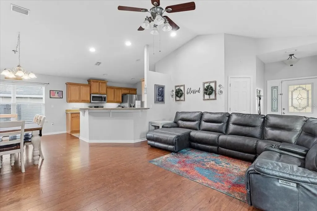 934 NW 255th Way Newberry FL 32669