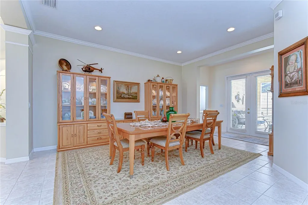 5725 Eaglemount Circle Lithia FL 33547