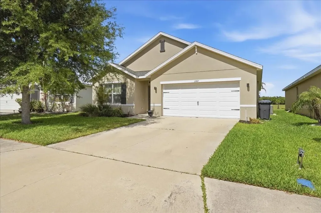 15769 High Bell Place Bradenton FL 34212