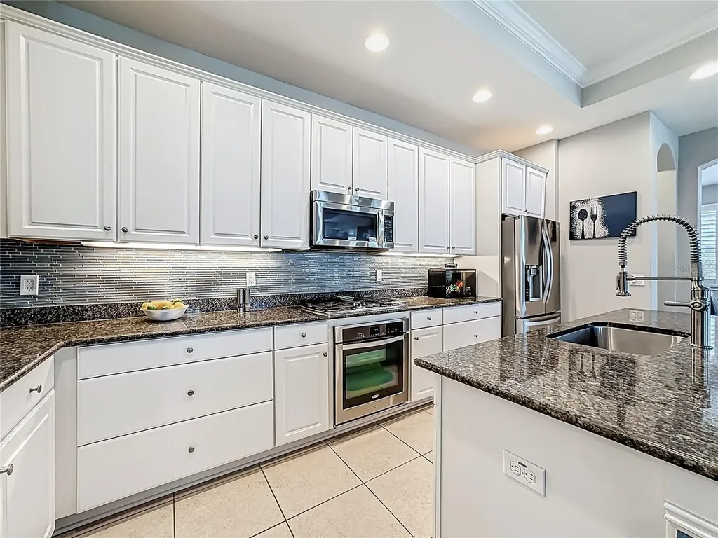 6506 Nestall Court Apollo Beach FL 33572