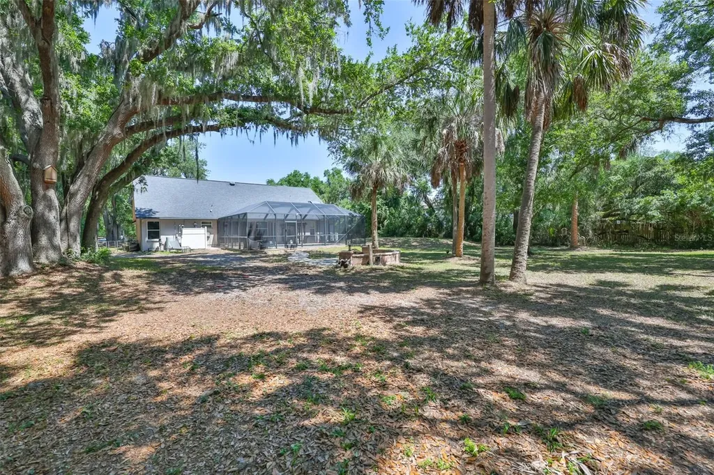 1710 Surrey Trail Wimauma FL 33598