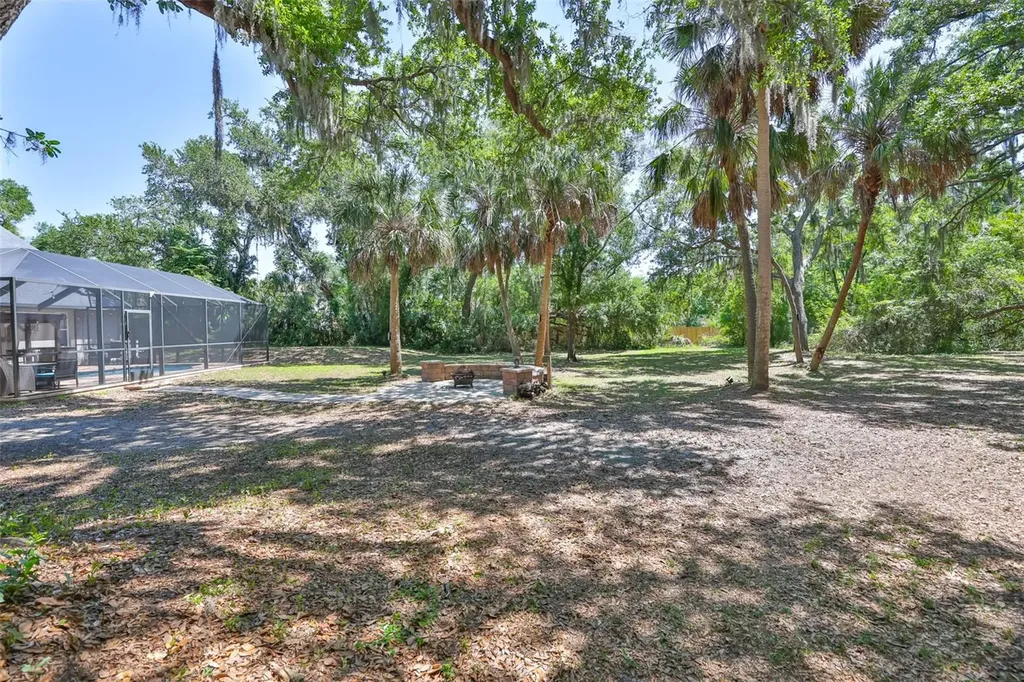 1710 Surrey Trail Wimauma FL 33598