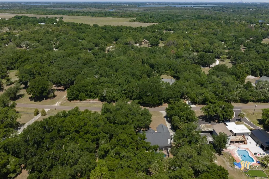 1710 Surrey Trail Wimauma FL 33598