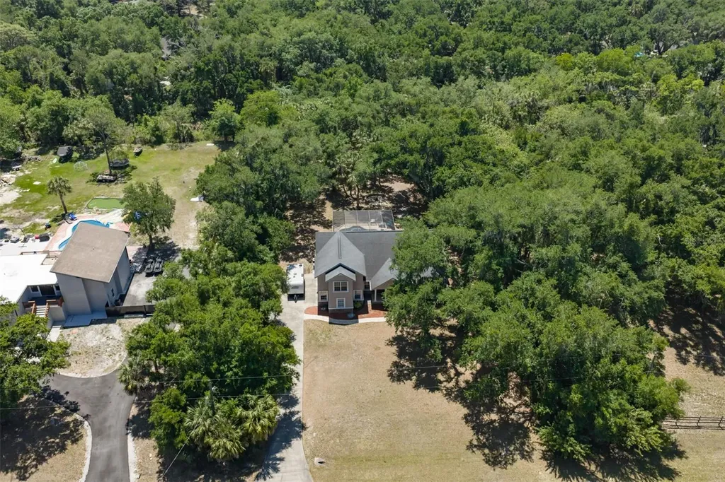 1710 Surrey Trail Wimauma FL 33598