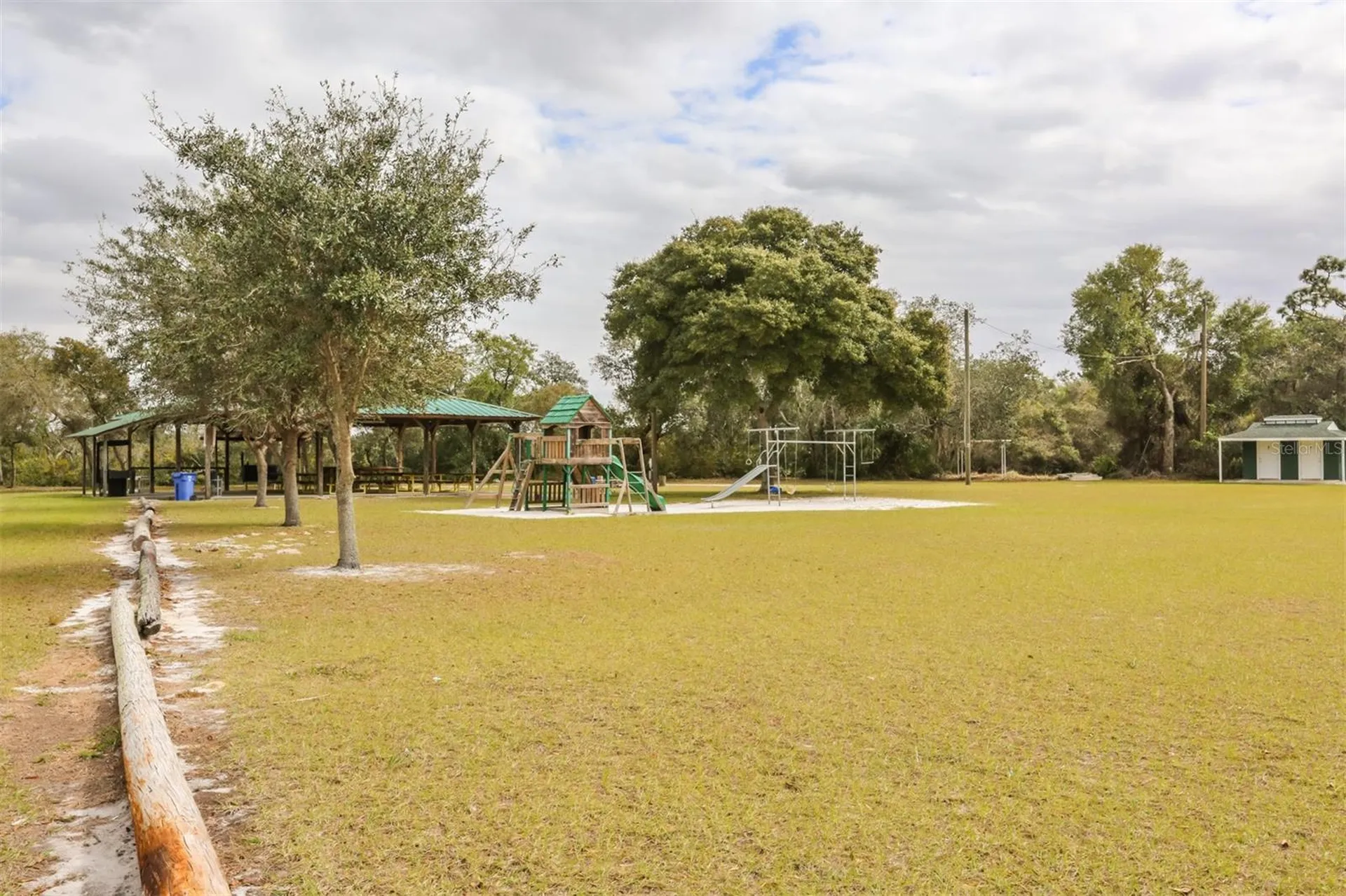 1710 Surrey Trail Wimauma FL 33598