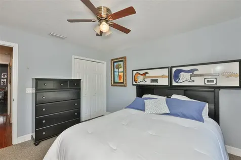 1710 Surrey Trail Wimauma FL 33598