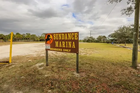 1710 Surrey Trail Wimauma FL 33598