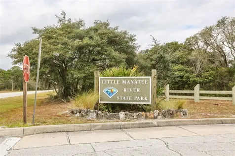 1710 Surrey Trail Wimauma FL 33598