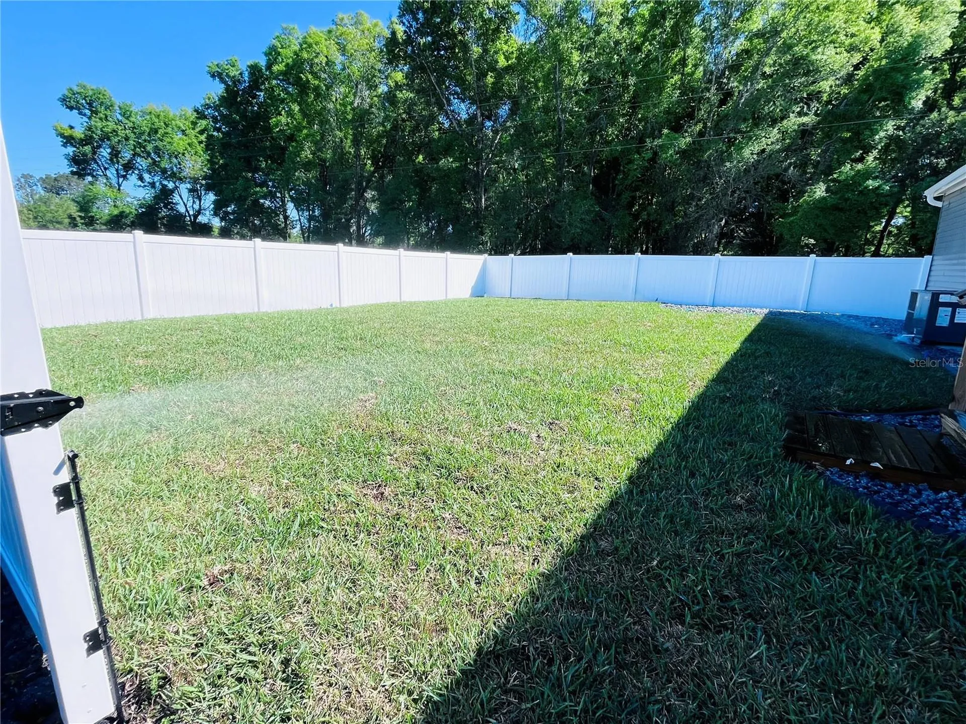 27020 Bloomfield Avenue Yalaha FL 34797