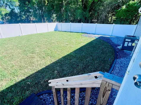 27020 Bloomfield Avenue Yalaha FL 34797