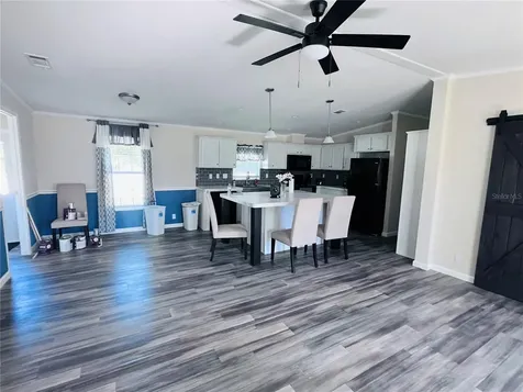 27020 Bloomfield Avenue Yalaha FL 34797
