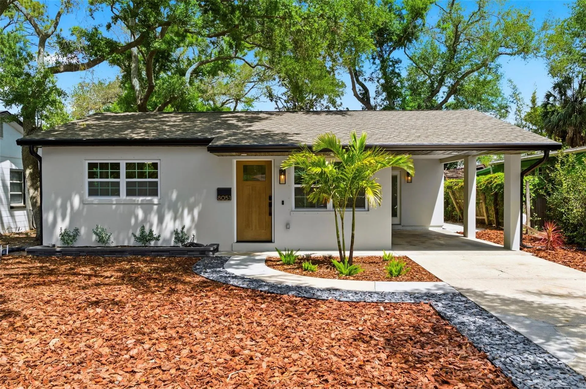 8051 26th Avenue N St Petersburg FL 33710