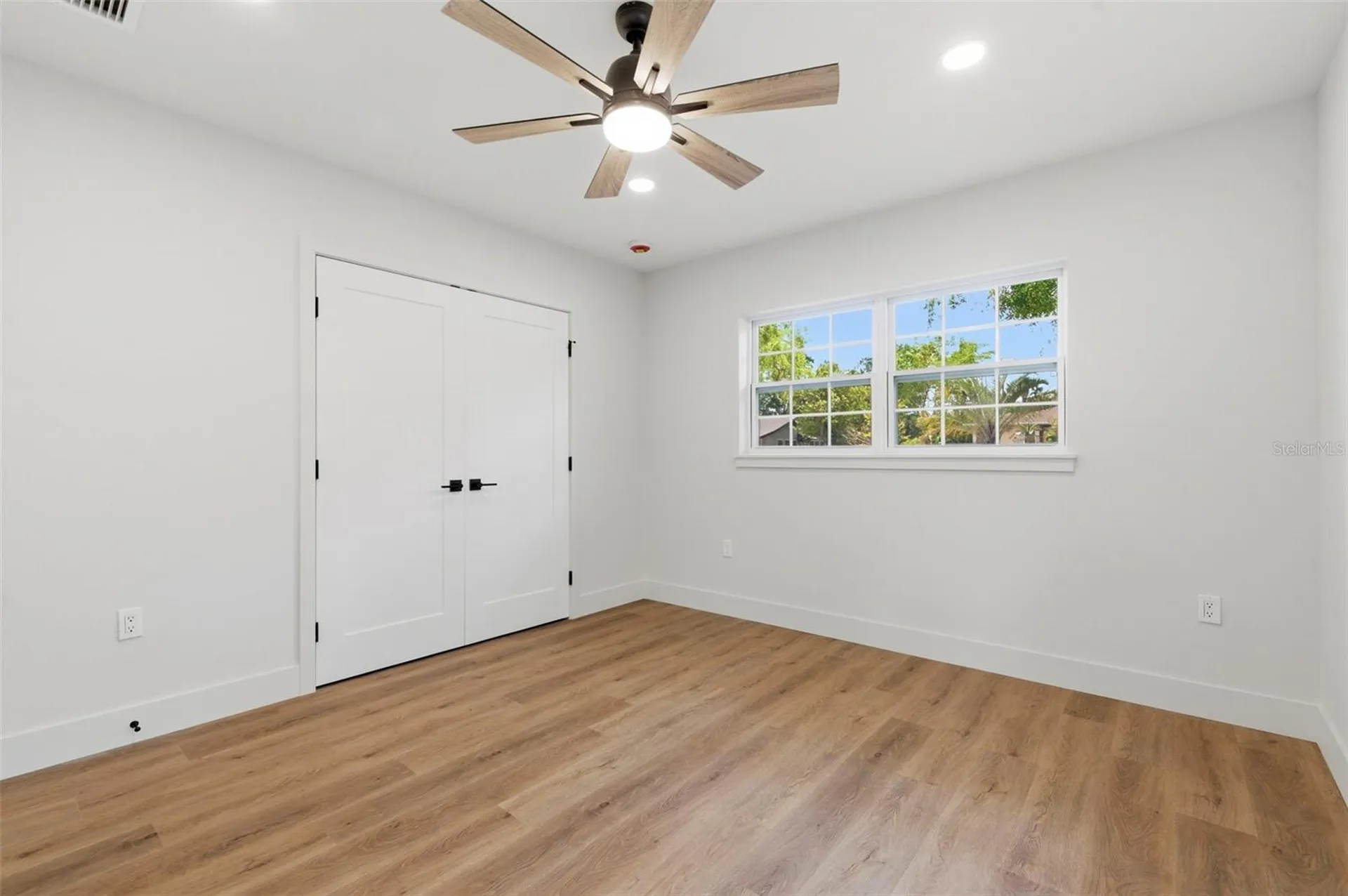 8051 26th Avenue N St Petersburg FL 33710