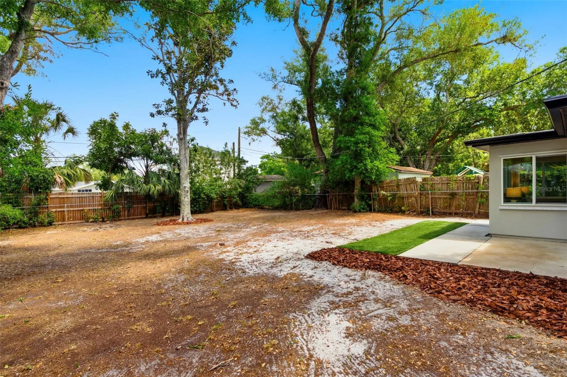 8051 26th Avenue N St Petersburg FL 33710