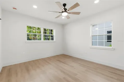 8051 26th Avenue N St Petersburg FL 33710