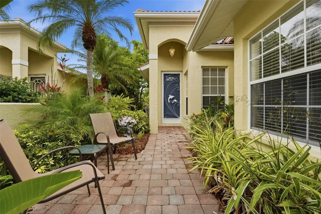 206 Vista Del Lago Way Venice FL 34292