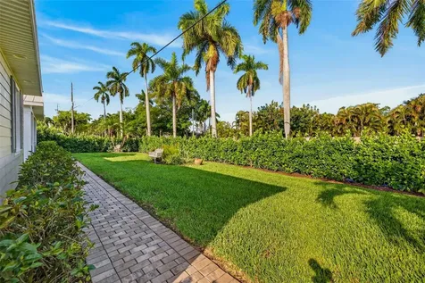12251 Mcgregor Boulevard Fort Myers FL 33919