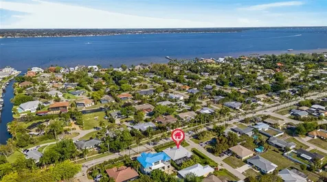 12251 Mcgregor Boulevard Fort Myers FL 33919