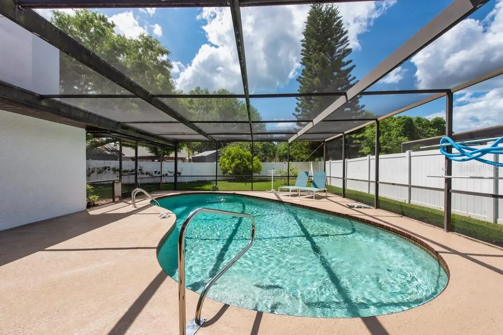 2911 Lahlor Lane Palm Harbor FL 34684