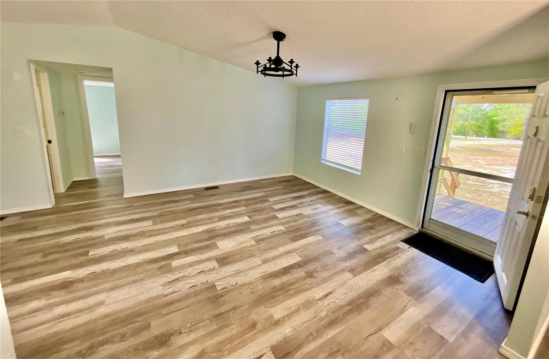 175 Whirlwind Loop Hawthorne FL 32640