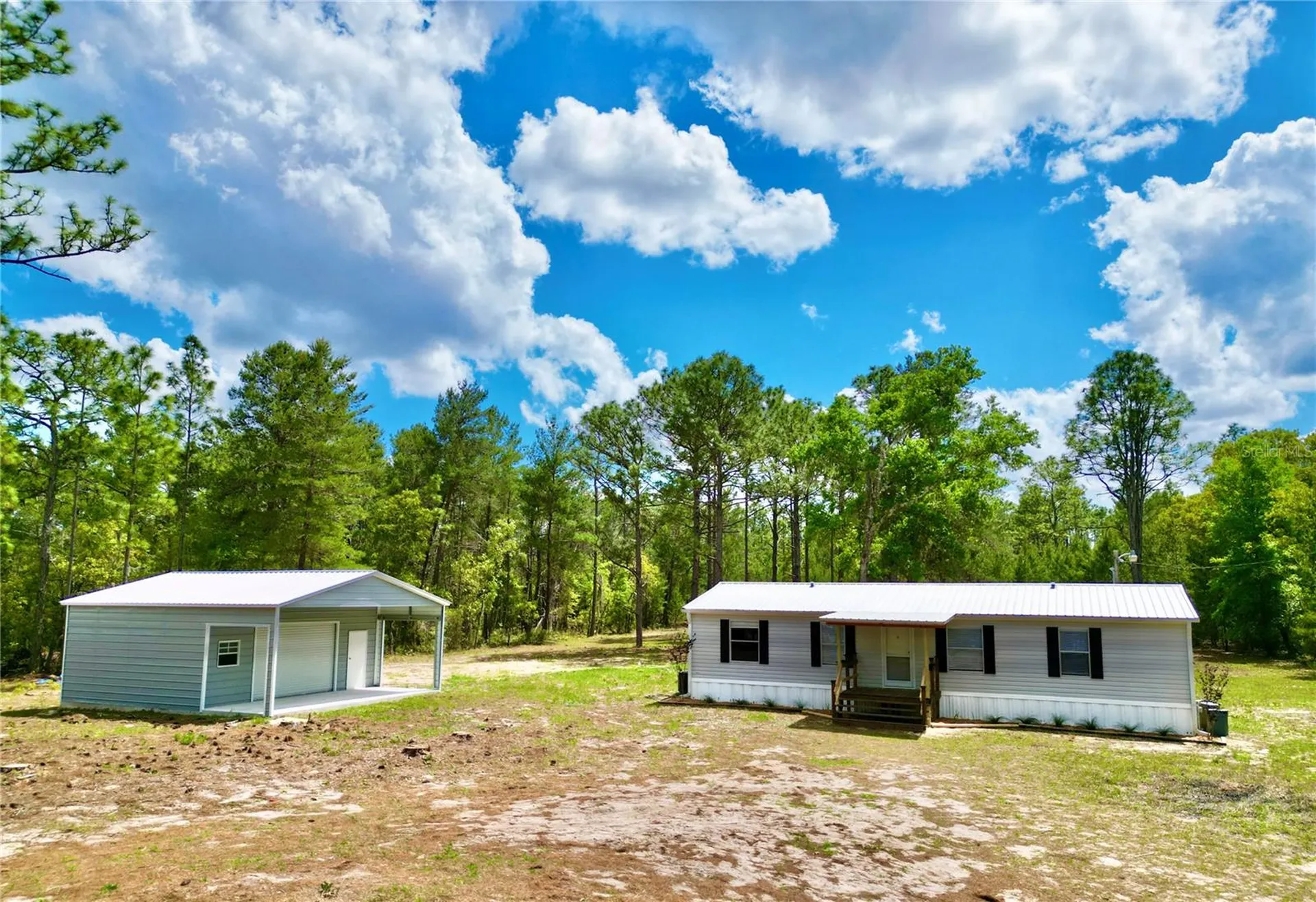 175 Whirlwind Loop Hawthorne FL 32640