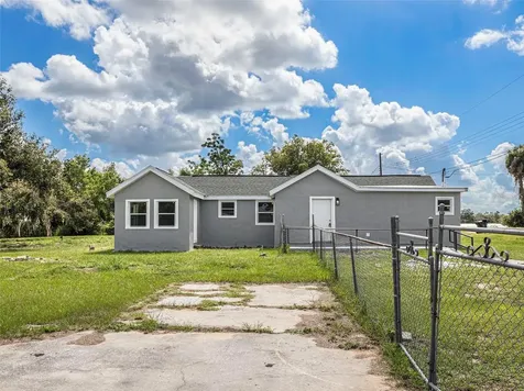 205 E Cornell Street Avon Park FL 33825