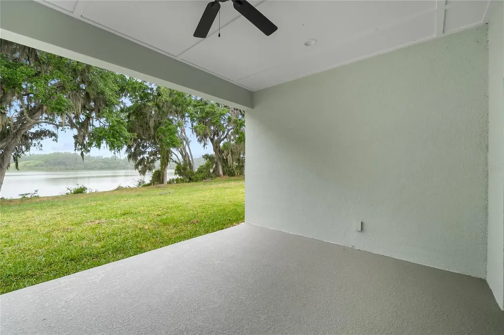 4545 Fairway Oaks Drive Mulberry FL 33860