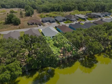 4545 Fairway Oaks Drive Mulberry FL 33860