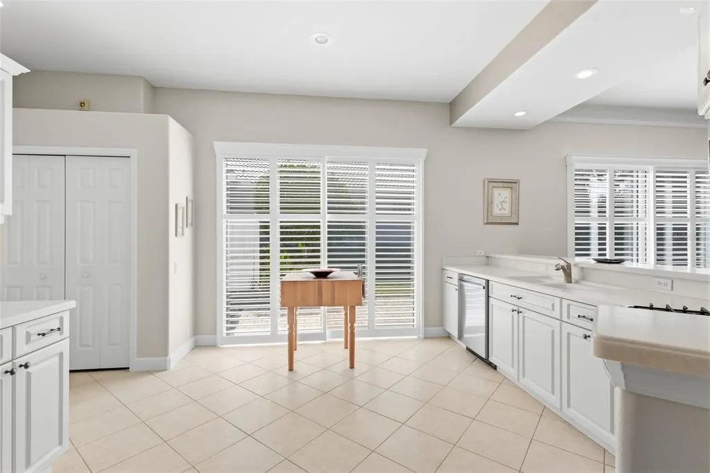 8652 54th Avenue Circle E Bradenton FL 34211