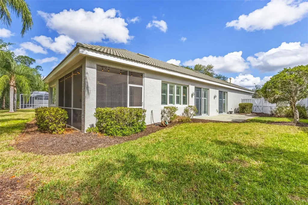8652 54th Avenue Circle E Bradenton FL 34211