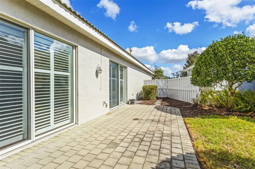 8652 54th Avenue Circle E Bradenton FL 34211